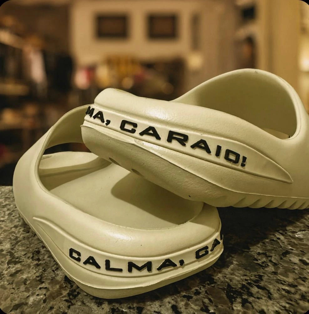 Chinelo Slide Calma Caraio